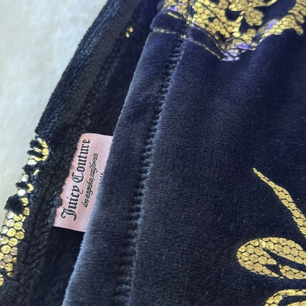 Juicy Couture Gold Foil Queen Of Couture Queen Bee Logo Throw Blanket 🐝🐝👑👑